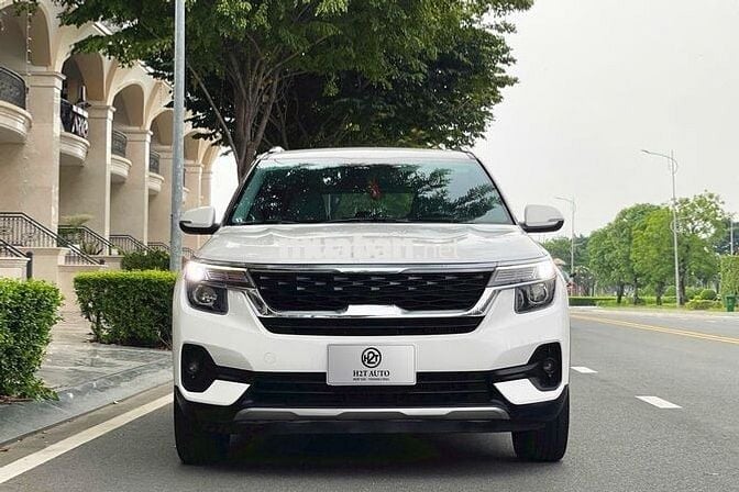 Kia Seltos 2022 Luxury 1.4 AT - 50000 km