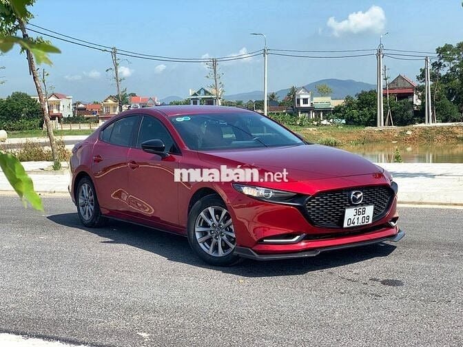 Mazda 3 2022 1.5L Sport Luxury - 74000 km