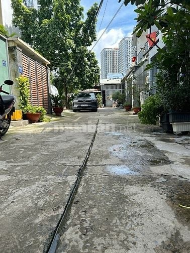 Đất 5.2 x 10m, bán 4.75 tỷ đường số 5 - P. Bình Trưng Tây Quận 2