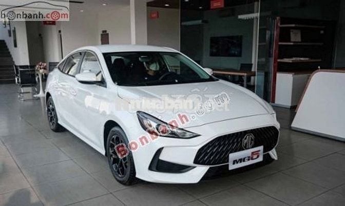 MG 5 1.5 MT 2025