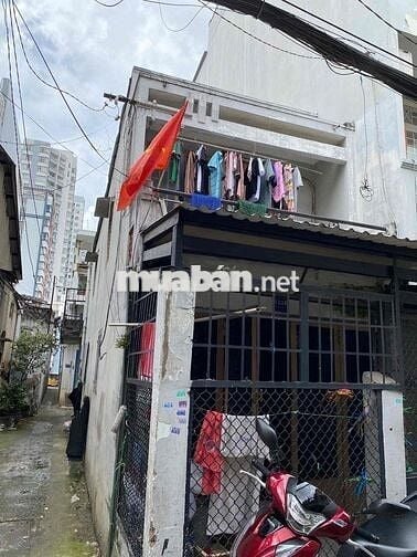 nhà 3t6 cấp 4,có gác suốt, p11 , đường Hậu Giang, tp hcm