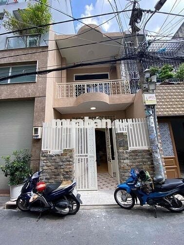 NHÀ HẺM XE HƠI Ở HỒ BIỂU CHÁNH PHÚ NHUẬN