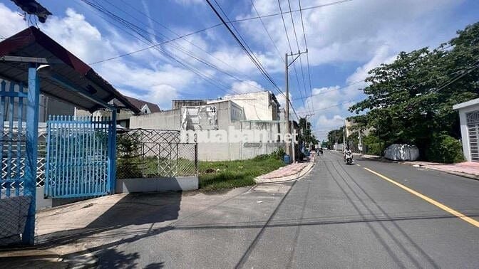 Lô góc 2 mặt tiền kinh doanh bun bán