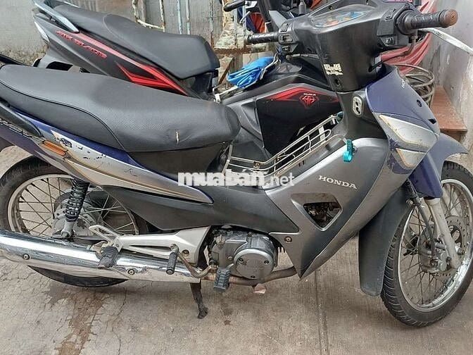 Xe wave s 100 bstp. Máy zin . Chính chủ ký