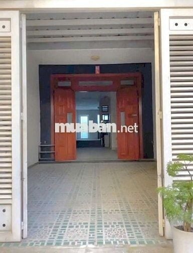 Cho thuê nhà 1 trệt 2 lầu Hà Huy Giáp Dt 4x18m 4 phòng ngủ sân xe hơi