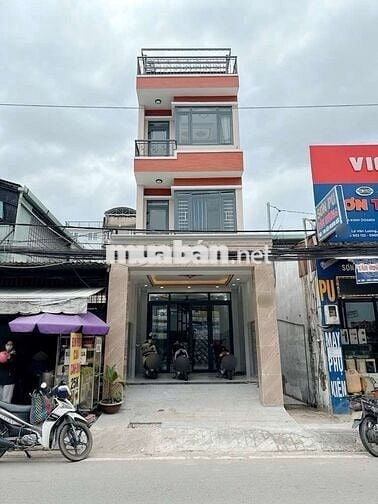 Chính chủ cần bán căn nhà mặt tiền đường Lê Văn lương Q7 TP HCM