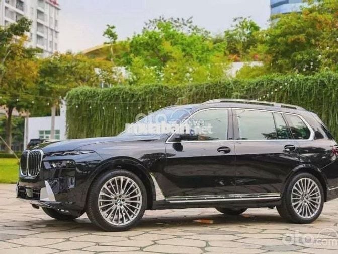 BMW X7 xDrive40i Pure Excellence 2025