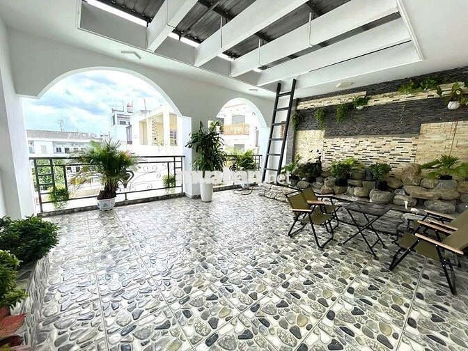 NGANG 6 HIẾM – NHÀ 4 TẦNG HXH PHẠM VĂN CHIÊU – 48M²