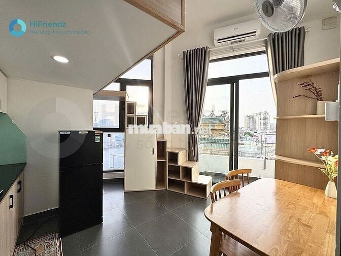 Duplex chính chủ Ban công tách bếp Full nội thất gần Hàng Xanh ở Liền