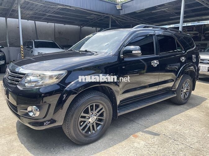 Fortuner gia đình 2015 2.7V 4x2 - 71000 km