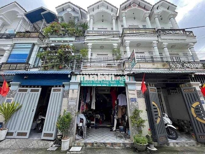 NHANH MỚI KỊP: Nhà 2 lầu 3.5x13 hẻm xe hơi đậu cửa