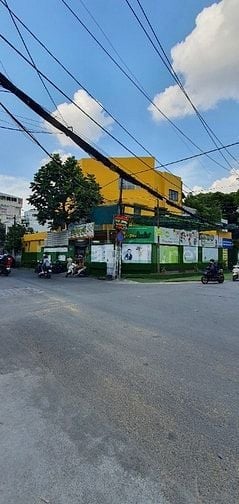 Mầm non Niềm Tin Việt tuyển gấp 2 phụ bếp