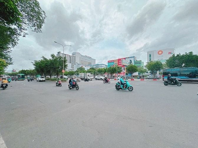 Bán nhà hẻm 3.5m(XH) Điện Biên Phủ, P.21, Q.Bình Thạnh giá 2.94 tỷ