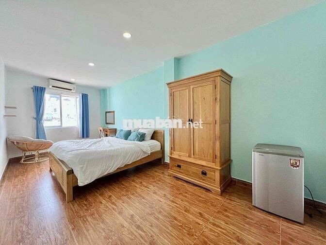 CHO THUÊ CĂN HỘ NGAY BÙI VIỆN FULL NỘI THẤT CÓ CỬA SỔ LỚN 35m2