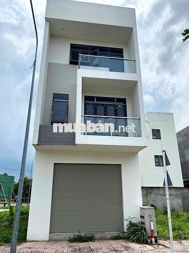 Bán Nhà Thuận An  1 Trệt 2 Lầu Gần KCN vsip 1