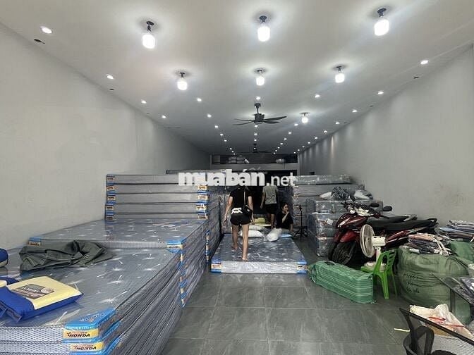 Bán Gấp Nhà 260m2 Nhang 10m Thiết Kế Phù Hợp Ở Và Làm Kho, P Tân Bình