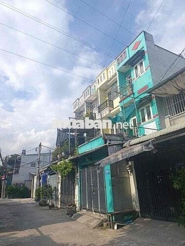 Nhà 2 Lầu Tô Ngọc Vân 4Pn 3Wc Hẻm Xe Hơi Giá6 Triệu