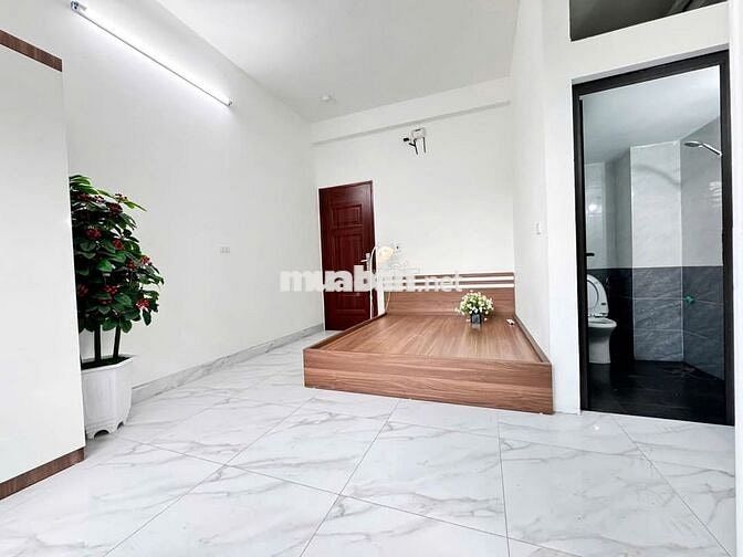 Nhà 8 tầng Ngõ 1008 Láng và Yên Hoà