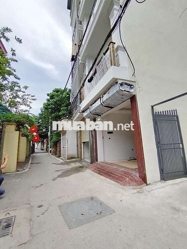 🏡 Siêu phẩm nhà lô góc – 7 tầng thang máy – Phố Trạm, Long Biên