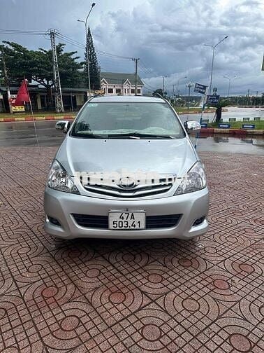 gd cần bán Toyota Innova 2010 G chính chủ