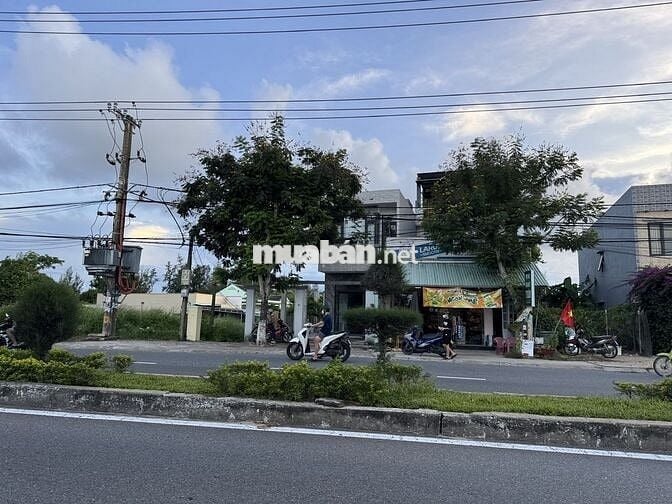 BÁN 2 LÔ ĐẤT LIỀN KỀ ĐƯỜNG LẠC LONG QUÂN, KHU BIỂN HÀ MY, ĐÀ NẴNG