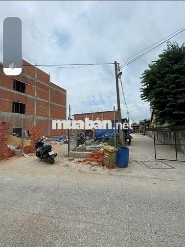 Bán 1 lô 5x33 Ngay sau chợ Phước Thạnh - Thái Mỹ, giá 750tr, SHR
