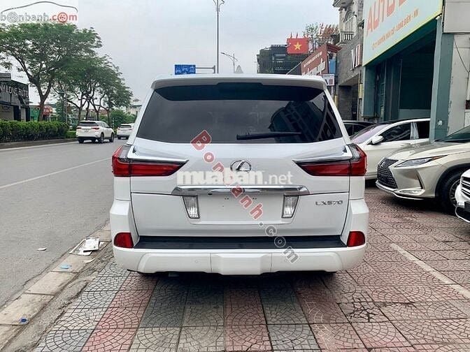 Lexus LX 570 2016 - 4 Tỷ 500 Triệu