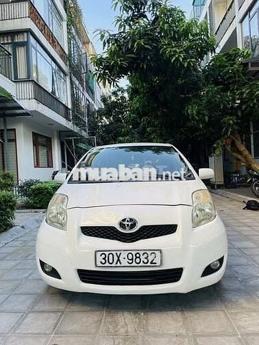 Toyota Yaris 1.3 AT đk 2010 nhập Nhật