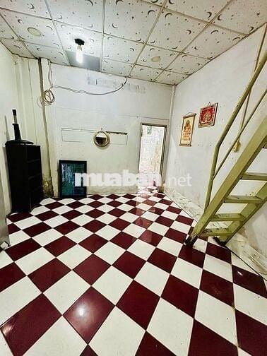 Cho thuê nhà hẻm 72 đề thám nằm gần chợ