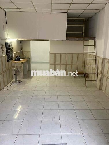 nhà rộng thoáng mát tiện ích sung quanh chợ sieu thị  đi vài bước chân