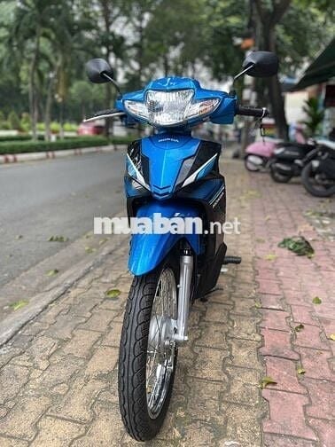 Wave blade chưa đổ xăng