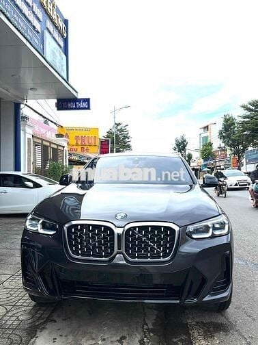BMW X4 2023  đăng ky lan đâu 6/2025 - 4000 km