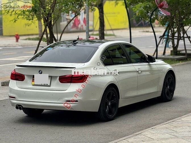 Bmw_320_sport_model2019