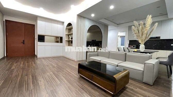 Cho thuê căn hộ 155m2, 4PN, 2VS, đầy đủ nội thất
