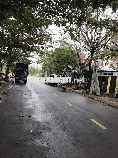 BÁN NHÀ CẤP 4 ĐƯỜNG HUỲNH XUÂN NHỊ, GẦN CÔNG VIÊN, ĐÀ NẴNG