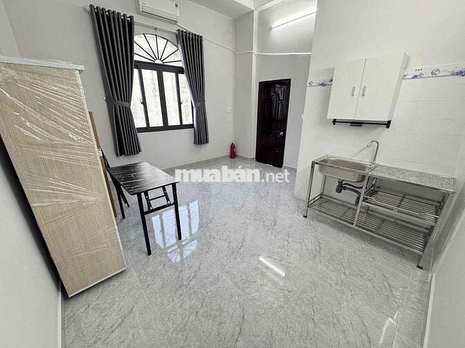 CHO THUÊ PHÒNG GIÁ RẺ FULL NỘI THẤT CỬA SỔ TRỜI  EMART PHAN HUY ÍCH