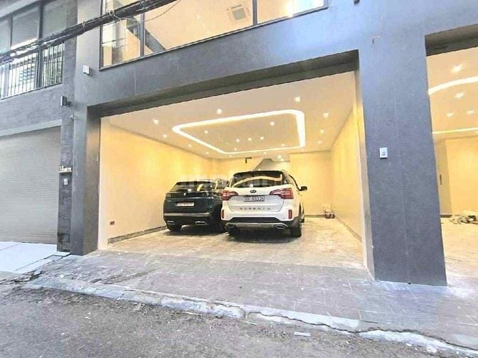 CUNG ĐIỆN DUPLEX LÕI TRUNG TÂM BỒ ĐỀ - 8TẦNG THANG MÁY - GARA 2 OTO
