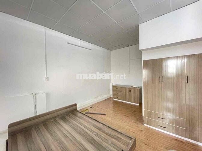 STUDIO - FULLNT- CÓ BAN CÔNG RIÊNG - NGAY HUIT
