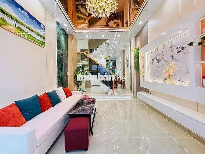 NHÀ ĐẸP SÁT MT 1 CĂN- 63M2- TÂN HƯƠNG- CHỈ NHỈNH 6TỶ