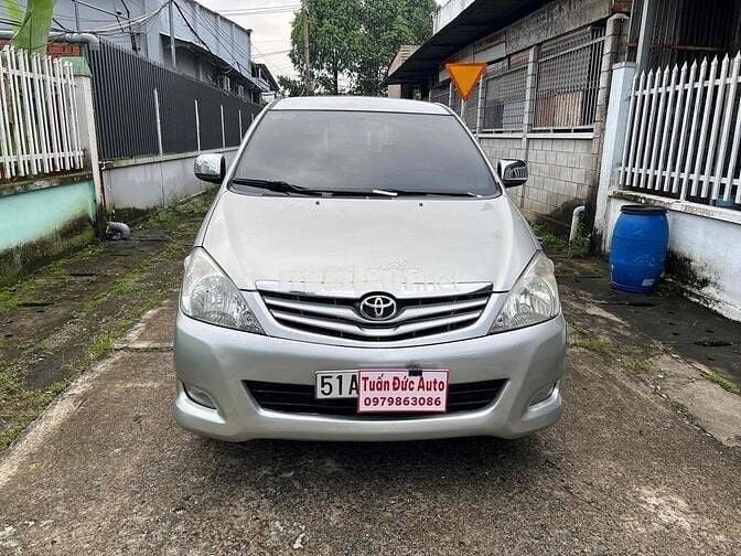 Toyota Innova 2009 đk 2010 zin không taxi
