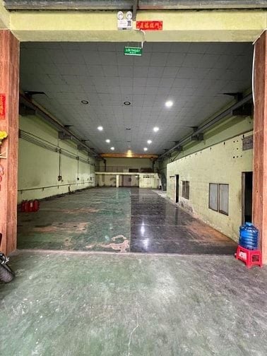 Cho thuê kho đường Lê Đình Cẩn 12x35m C4 giá 45tr/tháng