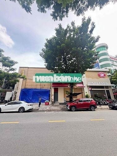 Cho thuê nhà Cao thắng Quận 10 ngay Hà đô 950m2  giá 150tr
