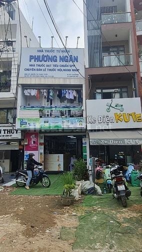 GIẢM 3T. MT CMT8 ngang 4,5m.CTXD hầm 7 tầng. Đoạn đẹp vỉa hè 10m.