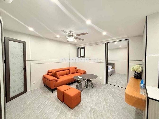 Oto đỗ cửa tập thể phố Đại La nhà đẹp gần trường đại học kinh tế 60m T