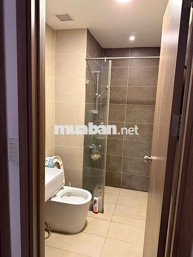 Bán gấp căn hộ Galaxy 9, 2PN DT 60m2, full nội thất, có sổ hồng.