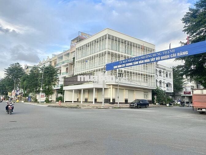 Cho Thuê Nhà Trệt 3 Lầu Thang Máy Góc 2MT QL1A & Khu Văn Hoá Tây Đô