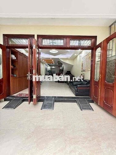 Liền kề Văn Khê 83m/5t, gara ô tô, nội thất gỗ xịn sò, giá 24 tỷ CTL.