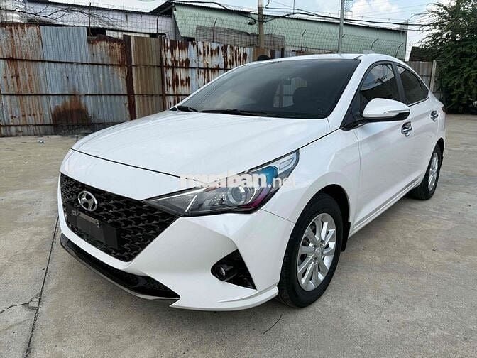 Hyundai Accent 2023 1.4 AT - 63000 km