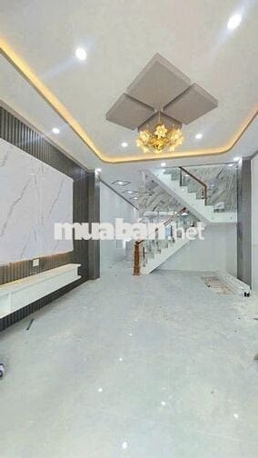 Nhà trệt 2 lầu 78m2/700tr Thuận An, BD gần tiểu học Bình Nhâm