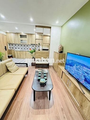 BÁN CĂN HỘ TẦNG 3 TẬP THỂ THÀNH CÔNG  - 100M - ĐỐNG ĐA